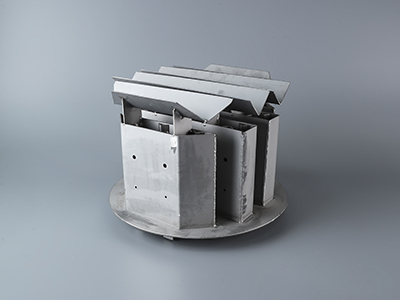 Tower Internal Heat Exchanger Plates for Integrated Thermal Functions
